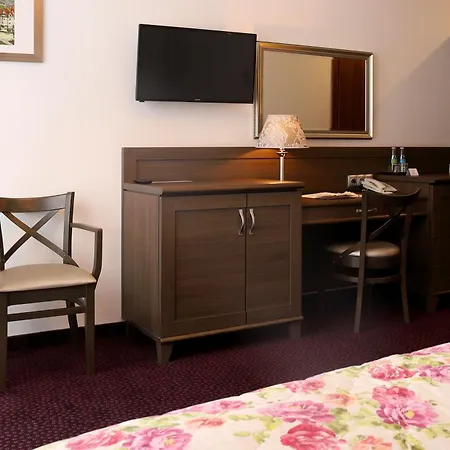 מלון Buczynski Medical &